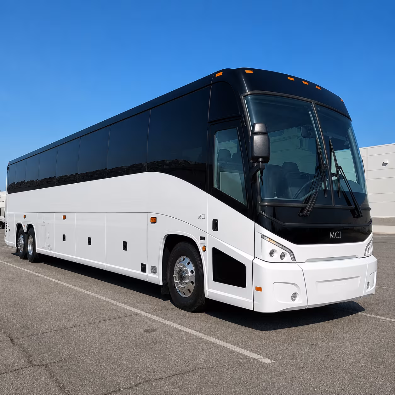 airport shuttle buses to and from austin bergstrom international airport aus