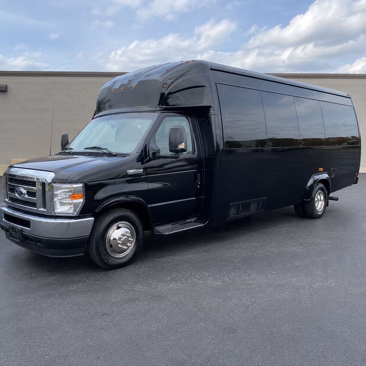 party buses for bachelorette winery tours along the driftwood corridor