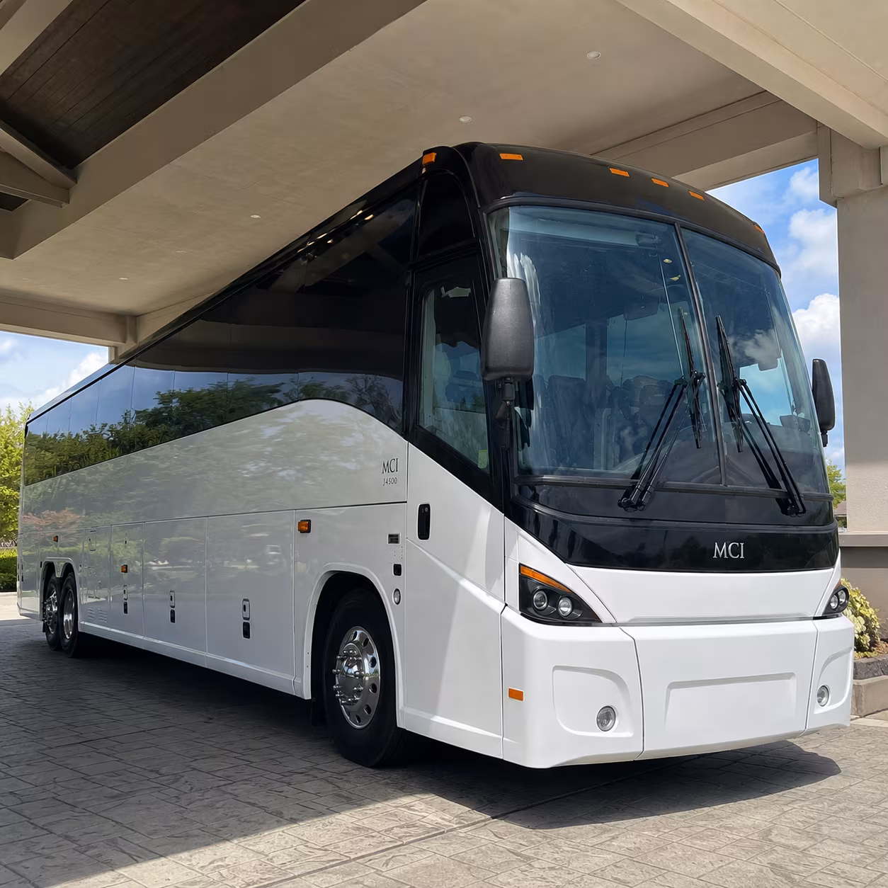 skip the i 35 crawl with a daily shuttle from the suburbs to downtown austin